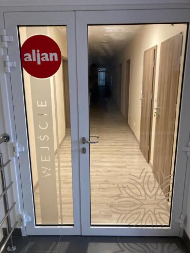 Ieeja, Hotel Aljan in Jaroslaw