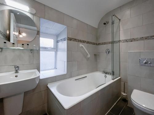 Leenane Hotel - image 6