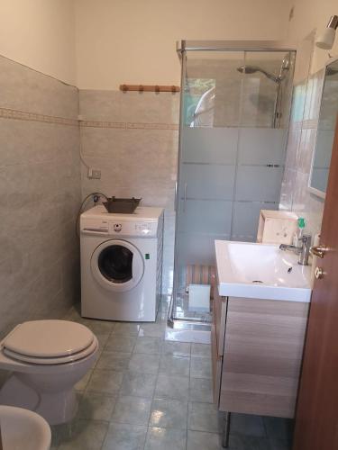 Baño, Bilocale Francesca in Erba