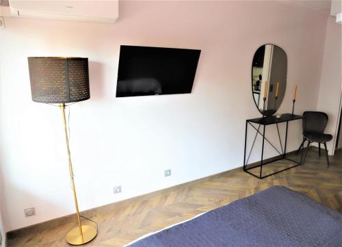 Eden Residence Room Type - Deluxe Studio