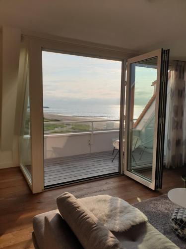 Penthouse Windkracht 10 aan het strand van Cadzand