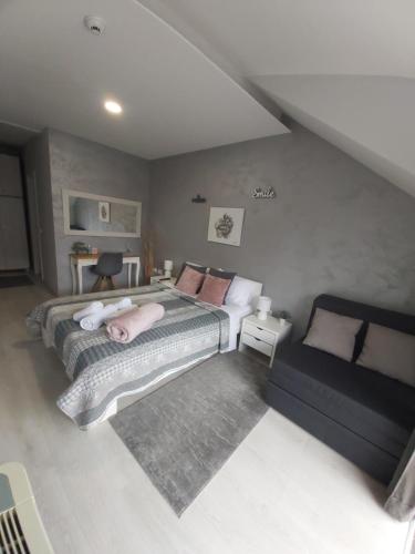 Double Room with Private Bathroom image 10