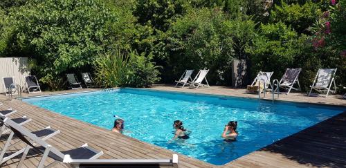 Camping Les Cent Chênes 1