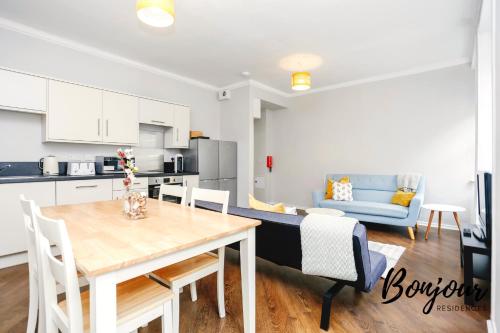 Picture of Bright New Town 2Br-1Ba, 1 Min To George St - Free Parking By Bonjour Residences Edinburgh