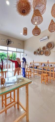 Summerfield Homestay and Cafe