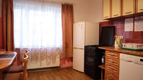 Excelsior Guesthouse 2
