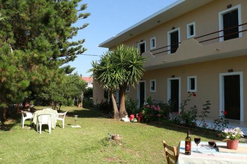 Gongis Studios, Agios Georgios (foto 10)