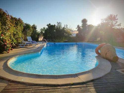 Casa com piscina para 10 pessoas - 5 min da praia Esposende gîte à louer Descampado
