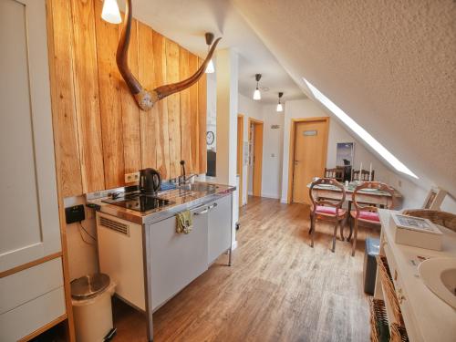 köök, Three B's Bed and Breakfast in Hopsten