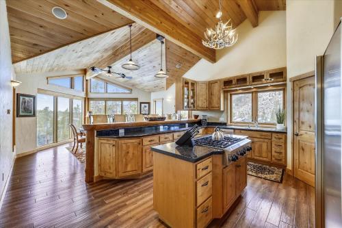 Highfield Trail home in Breckenridge, USA