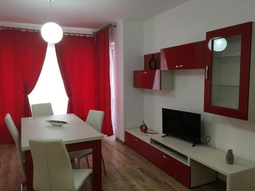 APARTAMENT AVANGARDEN EMA ROSU