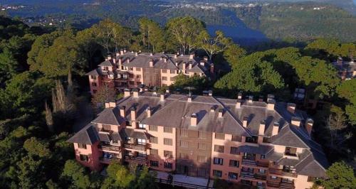 Ap Gramado Knorrville - 2 dorm com lareira, hidro, calefacao e sacada