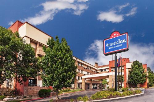 Foto - AmericInn by Wyndham Omaha