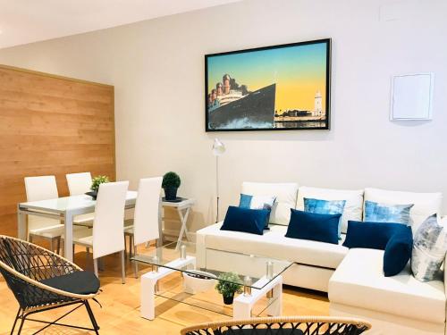 Arenal del mar & Malagueta Beach by ELE Apartments, Málaga