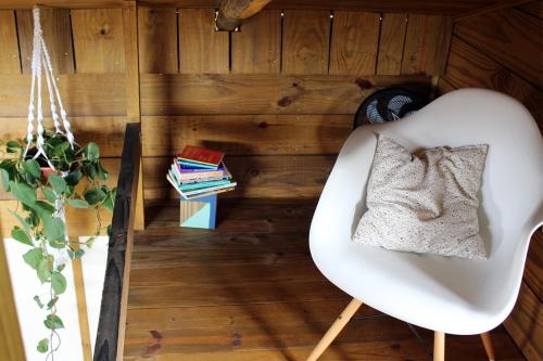 Cabaninha de Ibira - Praia do Rosa - Experiencia Tiny House