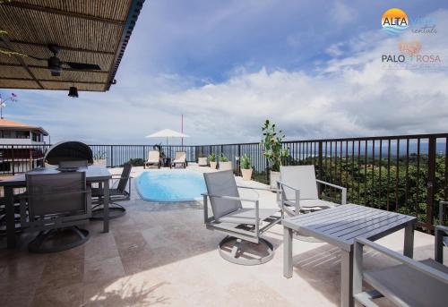View, Palo Rosa in Quepos