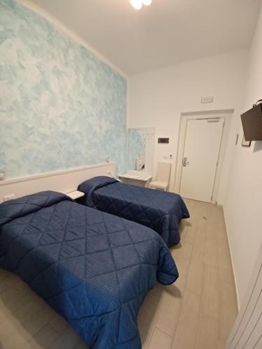 Hotel Costa - image 9