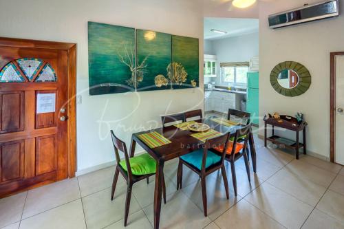 Létesítmények, Stunning Loft 2 Floor Unit with Balcony in Contadora