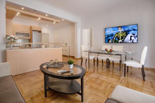 Upscale Luxury Athens Renovated Dream Home in One of the most Favorable Locations by National Gardens, Zoo & Hellenic Parliament in Syntagma and Stylish Exquisite Kolonaki neighborhood, Athens