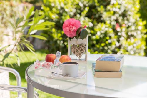 Smart-HOTEL MINUSIO, a Swiss Quality Hotel Smart-HOTEL MINUSIO, a Swiss Quality Hotel