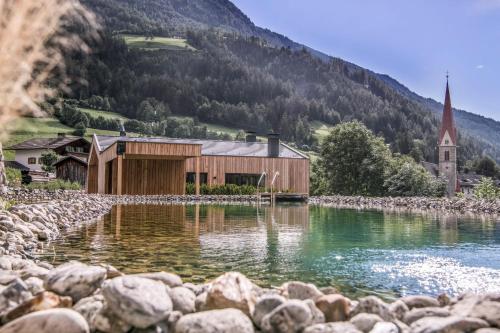 Chalet & Appartement Zingerlehof Trens