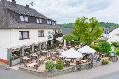 Eifel Hotel Schneider am Maar in Schalkenmehren, Deutschland