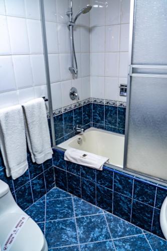 Hotel Marqueses – Cuzco, NJ