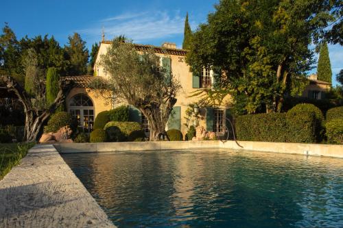 Domaine du Coussoul - Accommodation - Mouriès