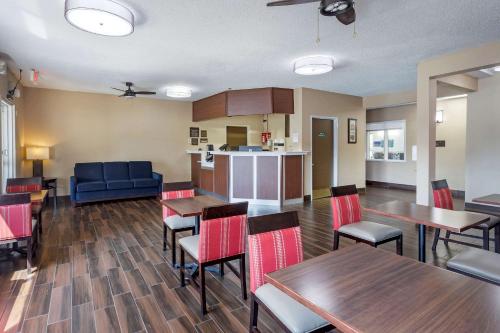 Comfort Inn Rockford near Casino District in Rockford, USA
