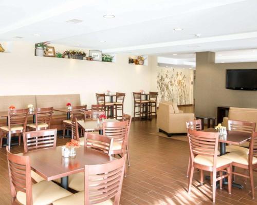 Sleep Inn & Suites - image 2