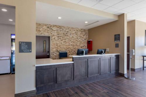 Comfort Inn & Suites Balch Springs - SE Dallas in Balch Springs, USA