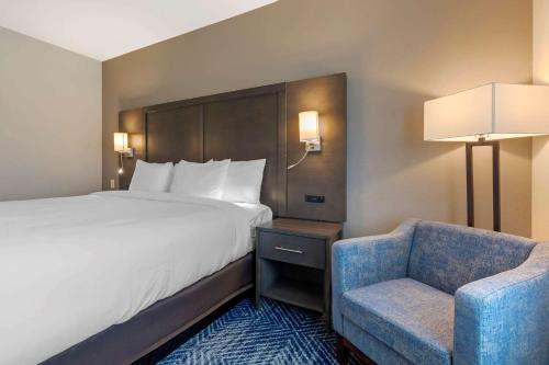 Comfort Inn & Suites Balch Springs - SE Dallas in Balch Springs, USA