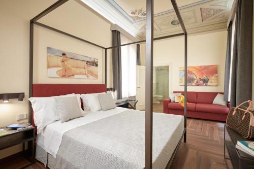1 queen bed, 1 sofa bed