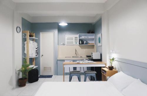 Dragonfly Apartments and Transient House, Binan