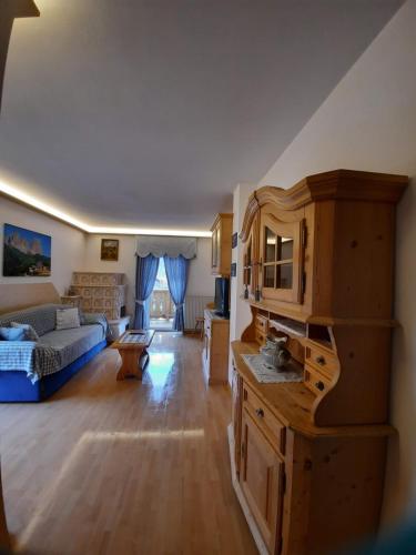 Cesa Bernard - image 2