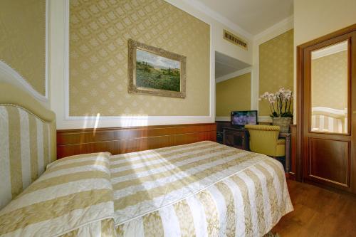 Hotel Simplon - image 12