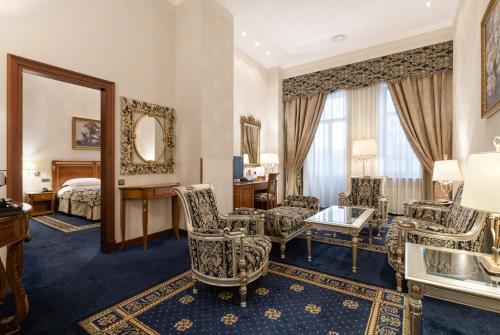Premier Palace