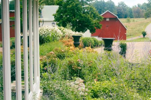 328664861 Mary's Land Farm