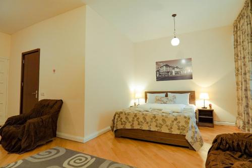 Check-In Hotel – Tbilisi, MA