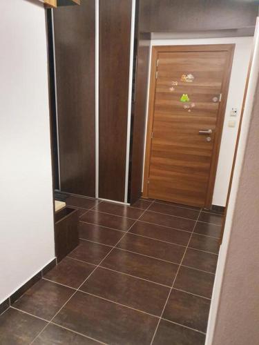 Apartmán 27, Kamzík