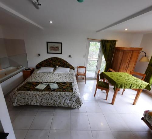 Suite Blanca image 1