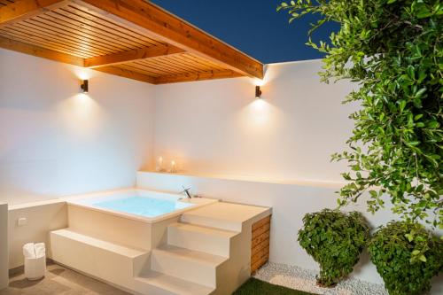 Hot tub, ETHOS Luxury Home - Seaview Villa with Hot-Tub! in Samos Island