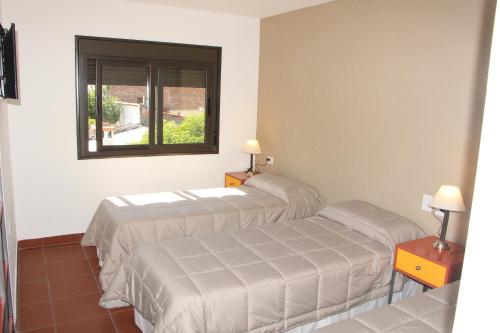 One-Bedroom Apartment image 5