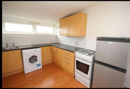 Bathgate Handy House - Apartment - Bathgate