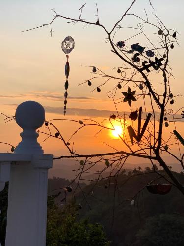 LOS ATARDECERES DE LA VILLA