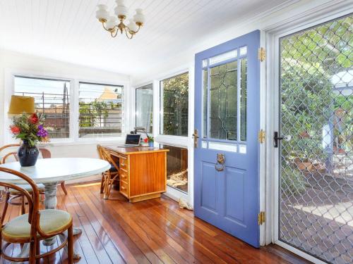 Witts Oasis Two traditional Tea Gardens cottages in 茶園