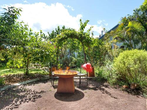 Witts Oasis Two traditional Tea Gardens cottages in 茶園