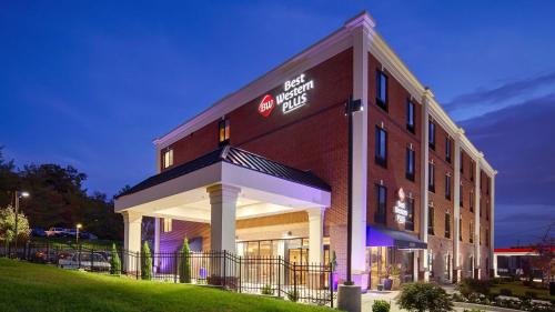 Best Western Plus College Park Hotel - College Park