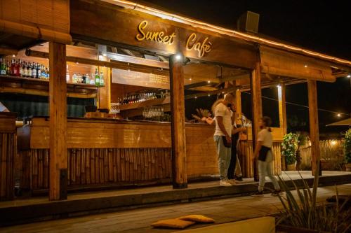 Bar/ Salón, La Marea Monolocale sul mare in Tirrenia