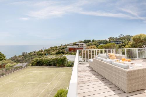 Pearl - a gem by the bay
